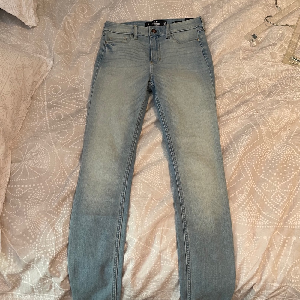 Hollister 1R high rise skinny Jean
